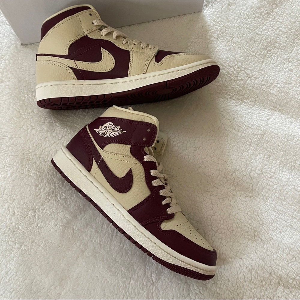 Nike Jordan - Picture 6 of 12